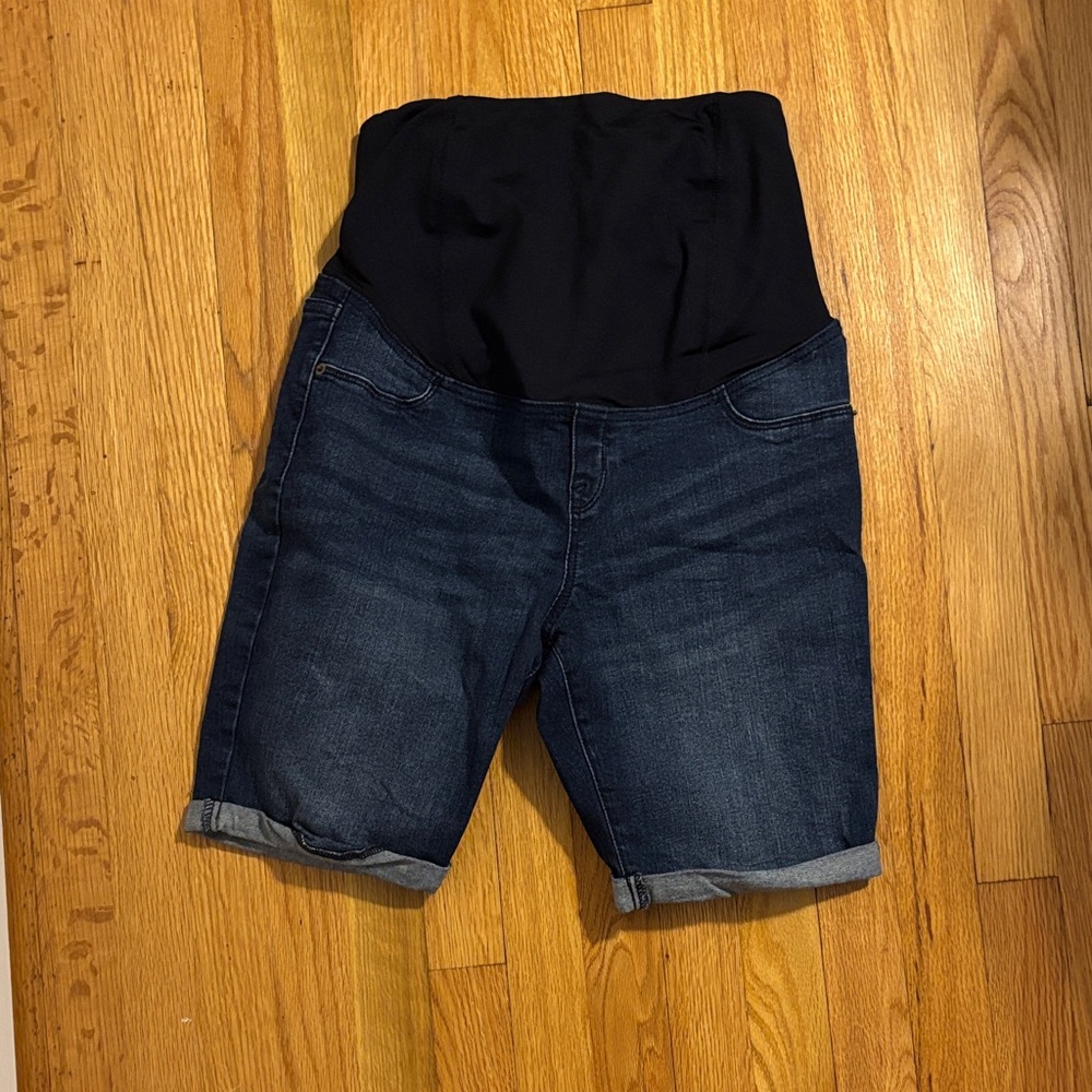 Isabel Maternity by Ingrid & Isabel Denim Shorts size 10
